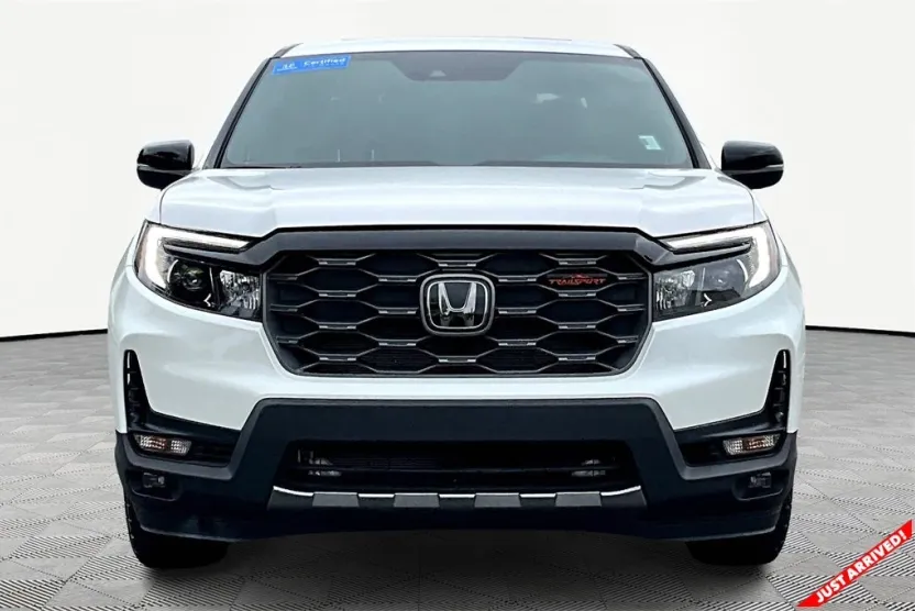 2025 Honda Ridgeline TrailSport photo 1