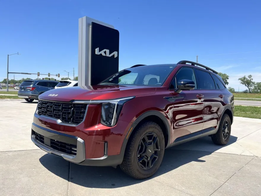 2024 Kia Sorento X-Pro SX Prestige photo 1