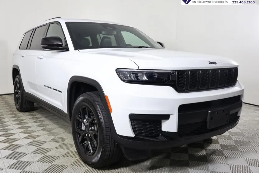 2024 Jeep Grand Cherokee Altitude photo 1
