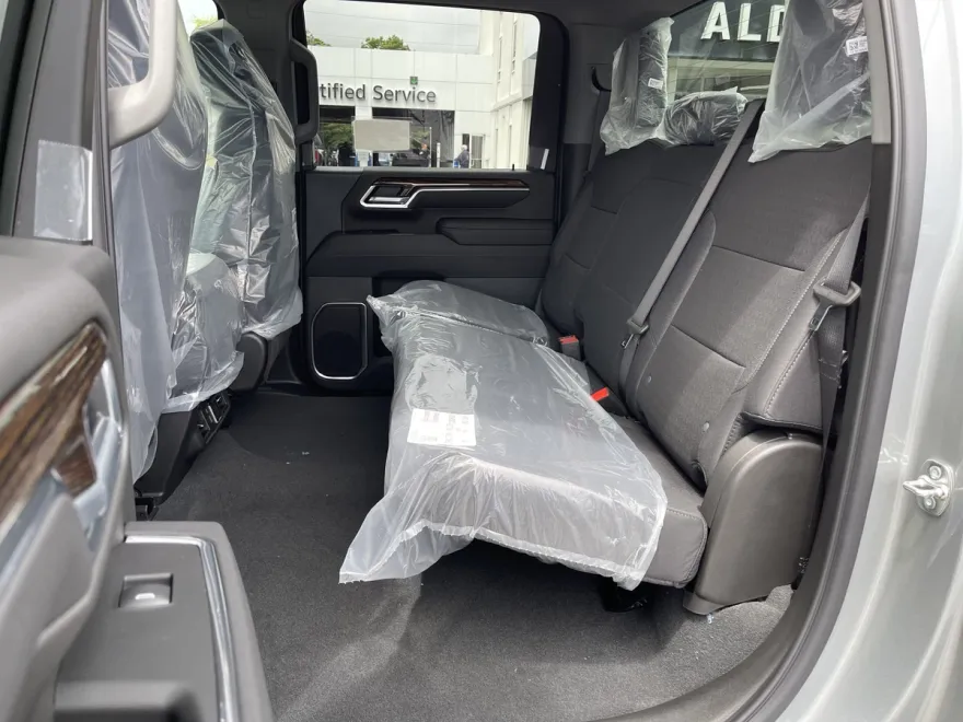 2025 Gmc Sierra 2500 HD SLE photo 1