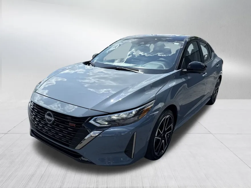 2025 Nissan Sentra SR photo 1