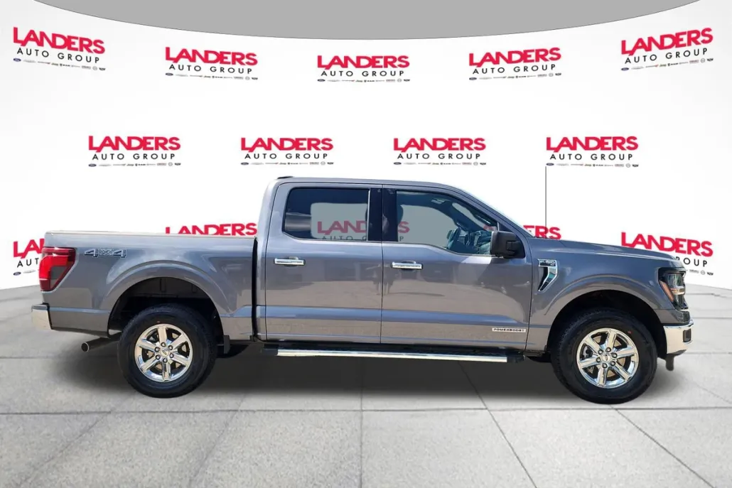 2024 Ford F-150 XLT photo 1