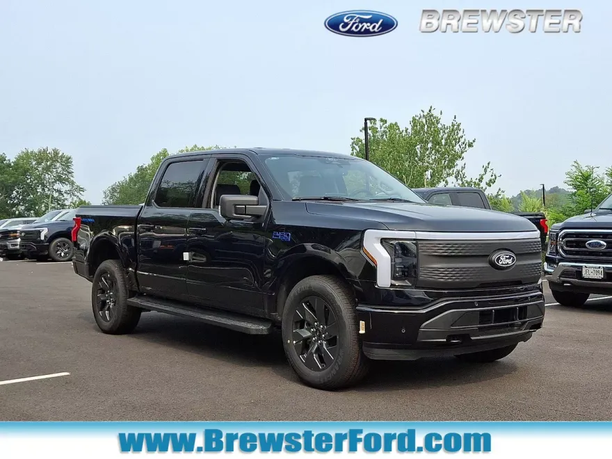 2025 Ford F-150 Lightning photo 1