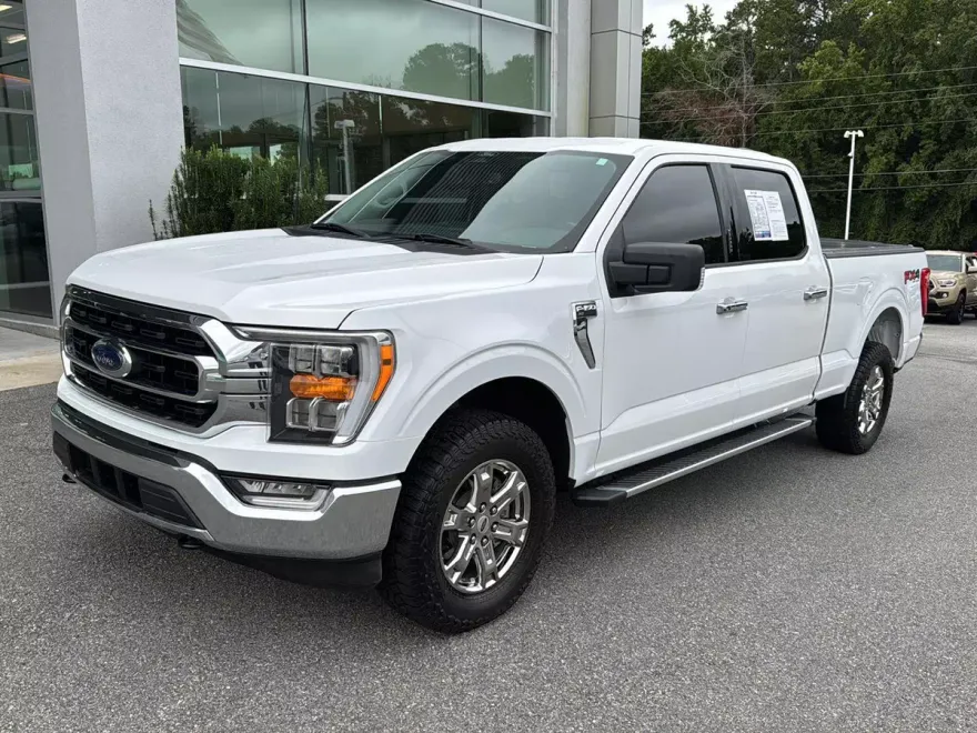 2022 Ford F-150 XLT photo 1