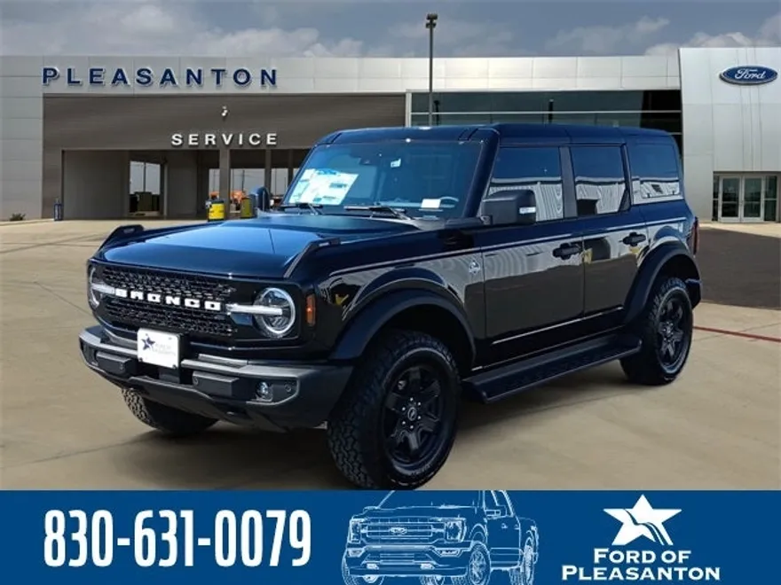 2025 Ford Bronco Outer Banks photo 1
