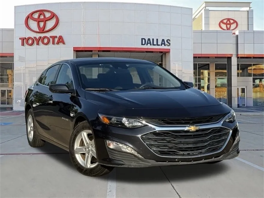 2023 Chevrolet Malibu 1LT photo 1