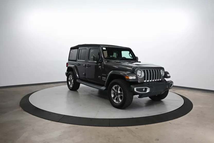 2019 Jeep Wrangler Unlimited Sahara photo 1