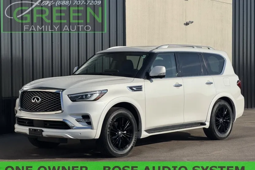 2023 Infiniti QX80 Luxe photo 1