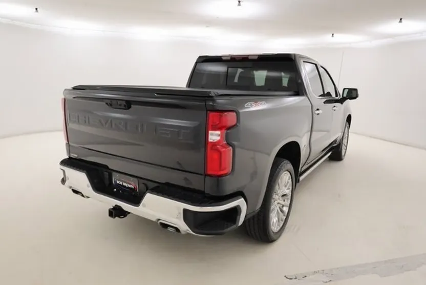 2024 Chevrolet Silverado LTZ photo 1