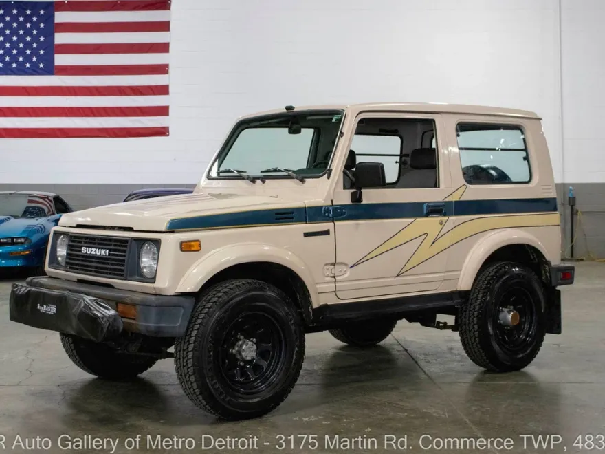 1987 Suzuki Samurai Van photo 1