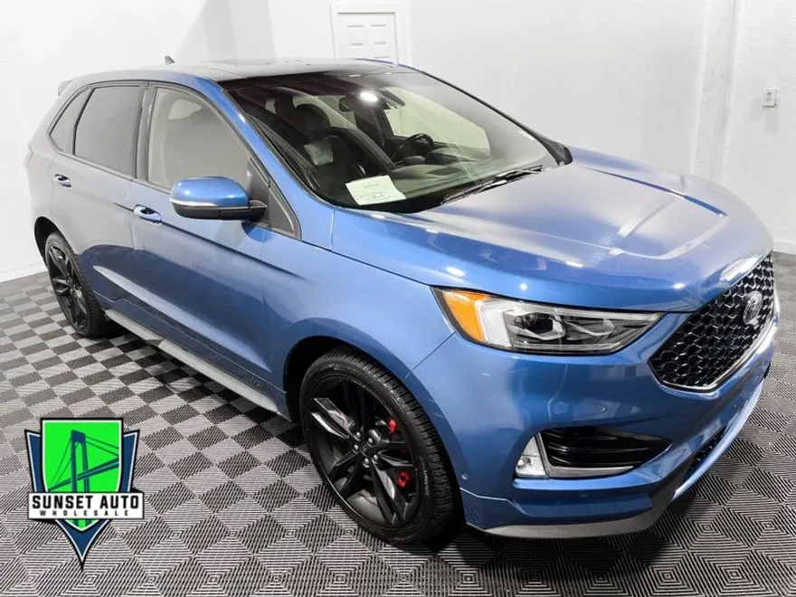 2019 Ford Edge ST photo 1