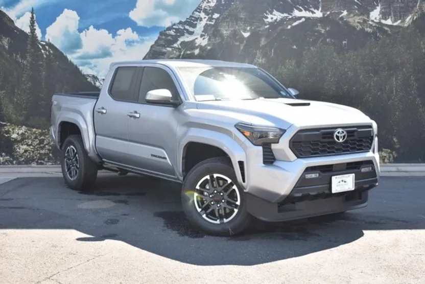 2025 Toyota Tacoma TRD Sport photo 1