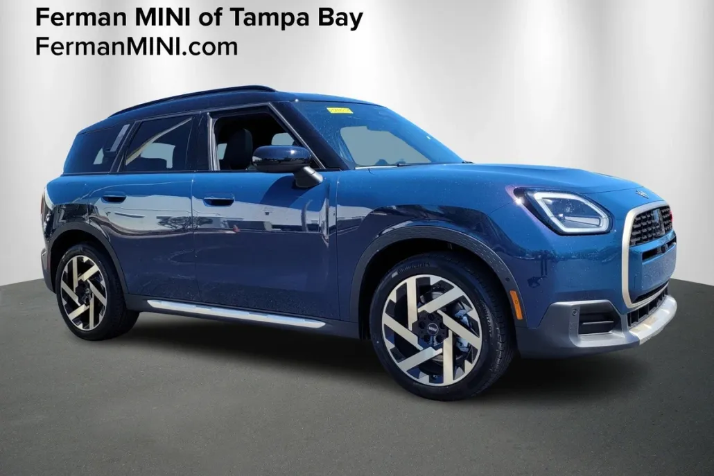 2025 Mini Countryman ALL4 S photo 1
