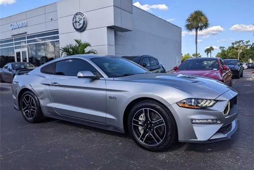 2020 Ford Mustang GT photo 1