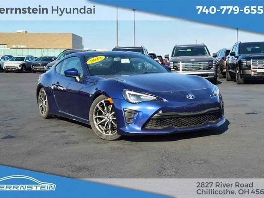 2019 Toyota GR86 Base photo 1