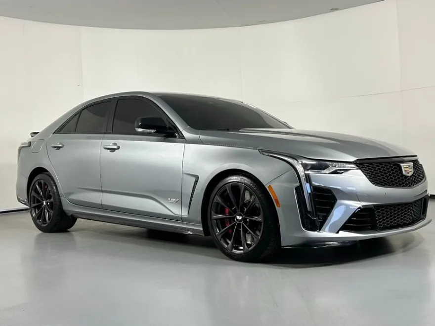 2024 Cadillac CT4 photo 1