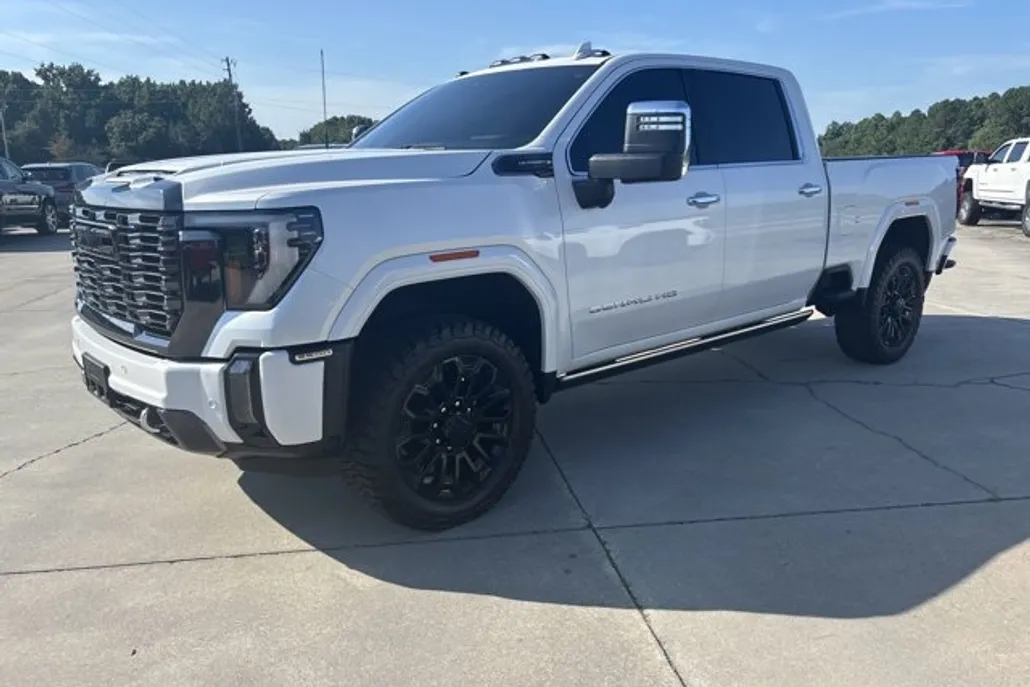 2024 Gmc Sierra HD Denali Ultimate photo 1