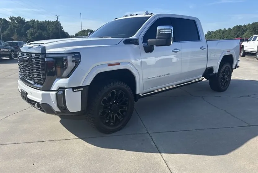 2024 Gmc Sierra HD Denali Ultimate photo 1