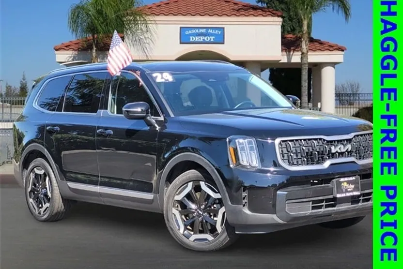 2024 Kia Telluride EX photo 1