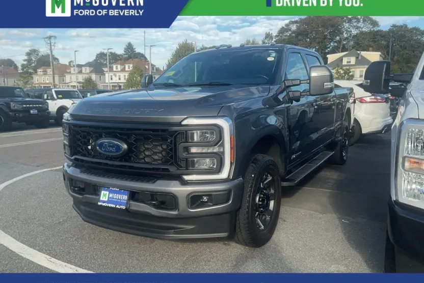 2023 Ford F-250 Lariat photo 1