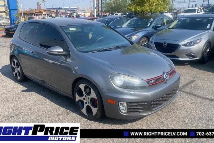 2013 Volkswagen Golf GTI photo 1