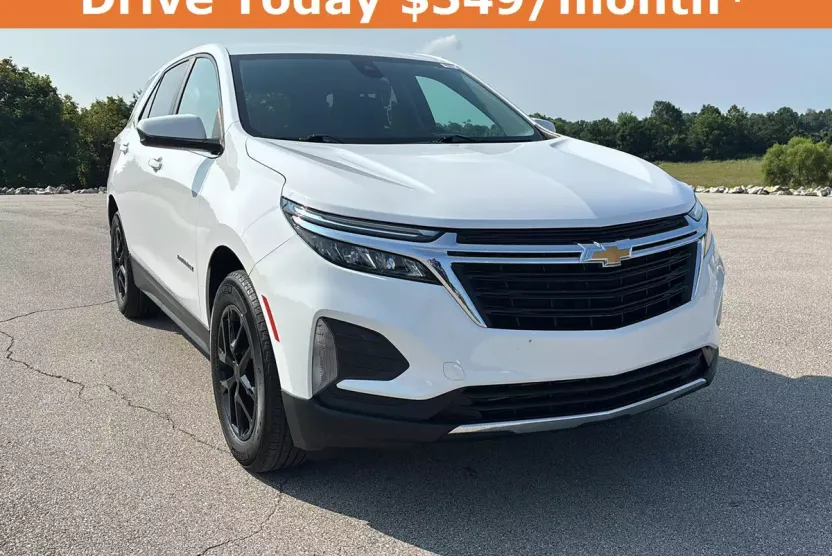 2022 Chevrolet Equinox LT photo 1