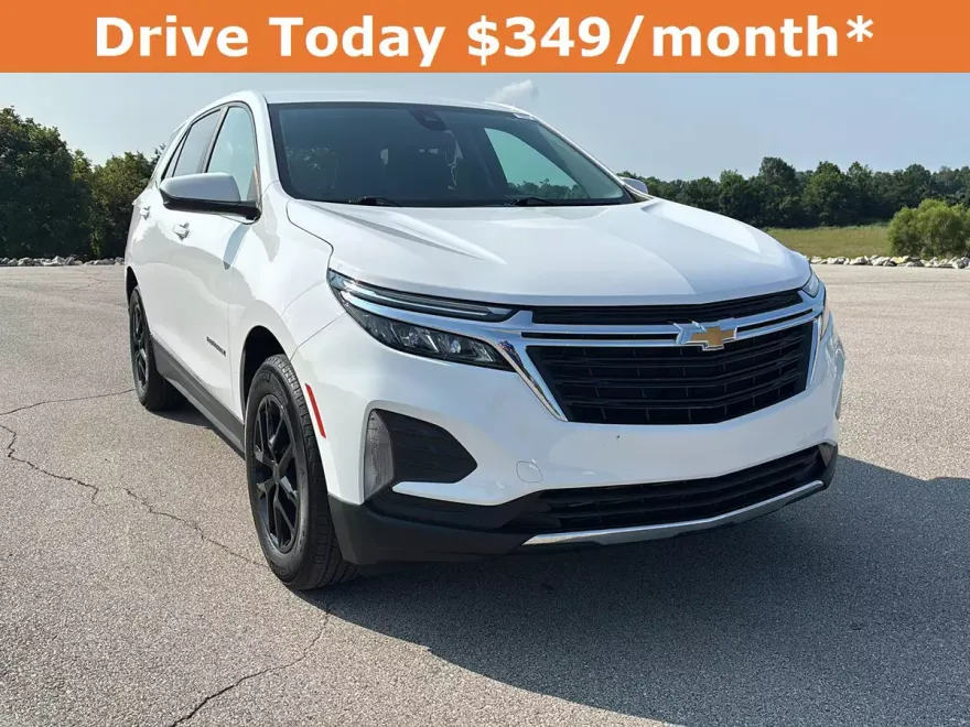 2022 Chevrolet Equinox LT photo 1