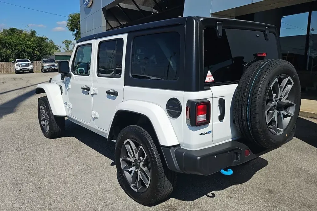 2024 Jeep Wrangler Sport S 4xe photo 1