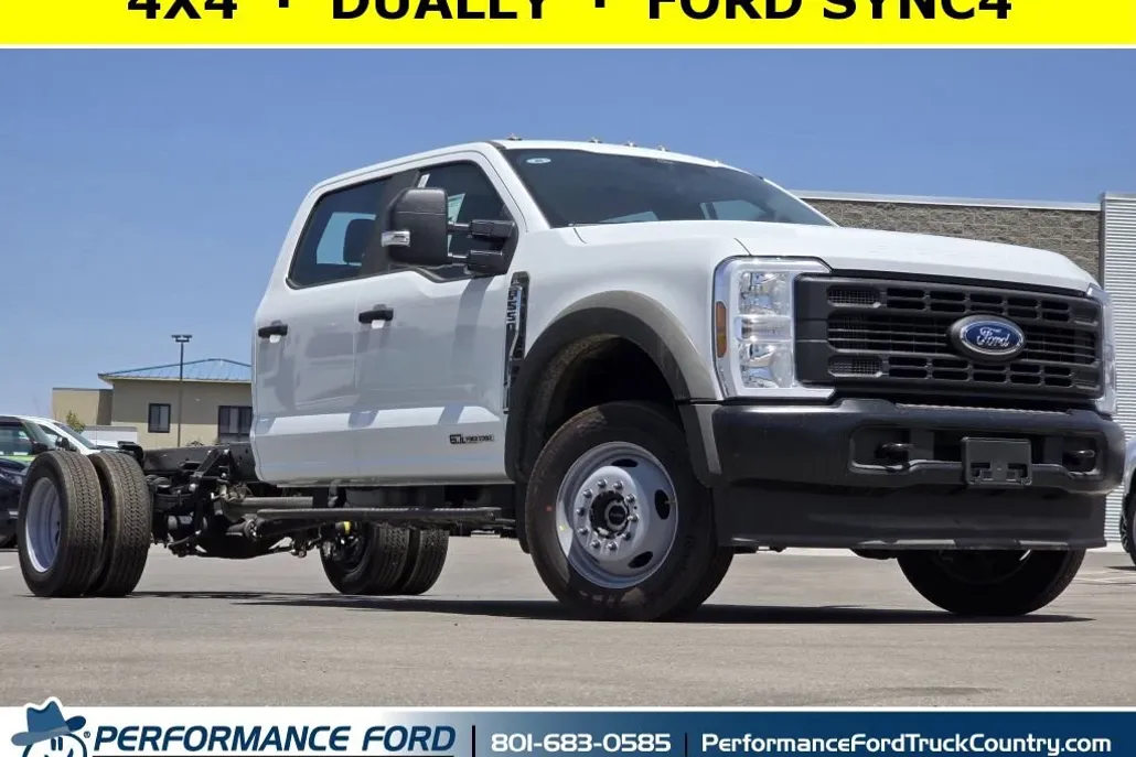 2025 Ford F-550 XL photo 1
