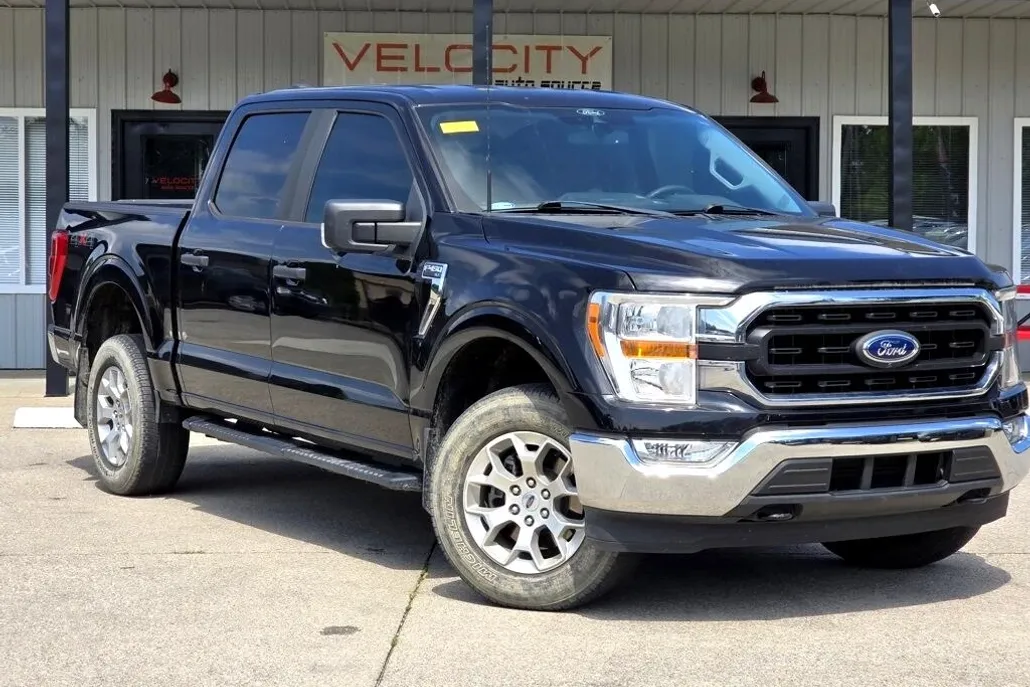 2021 Ford F-150 XLT photo 1