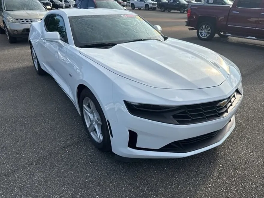 2021 Chevrolet Camaro 1LT photo 1