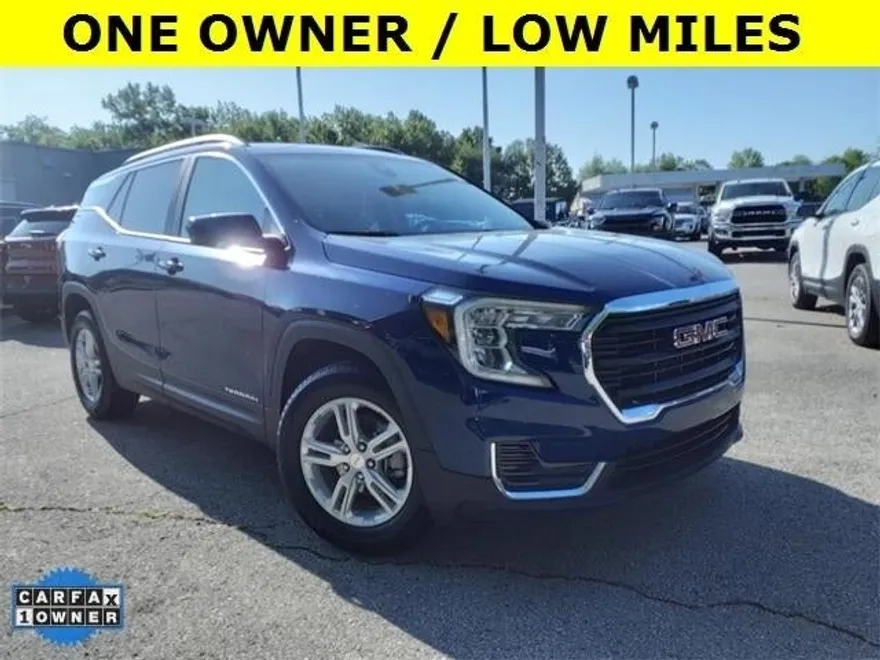 2023 Gmc Terrain SLE photo 1