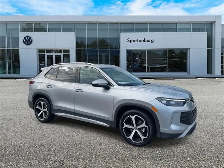 2025 Volkswagen Tiguan SE photo 1
