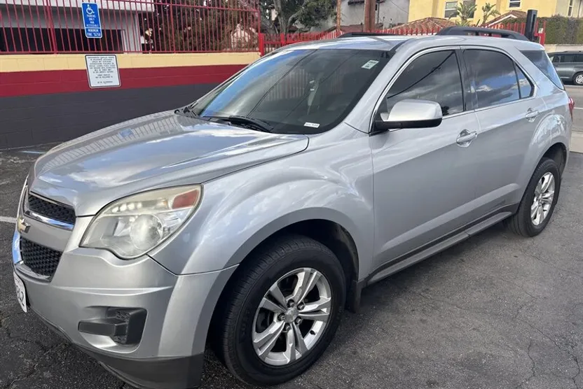 2015 Chevrolet Equinox LT photo 1