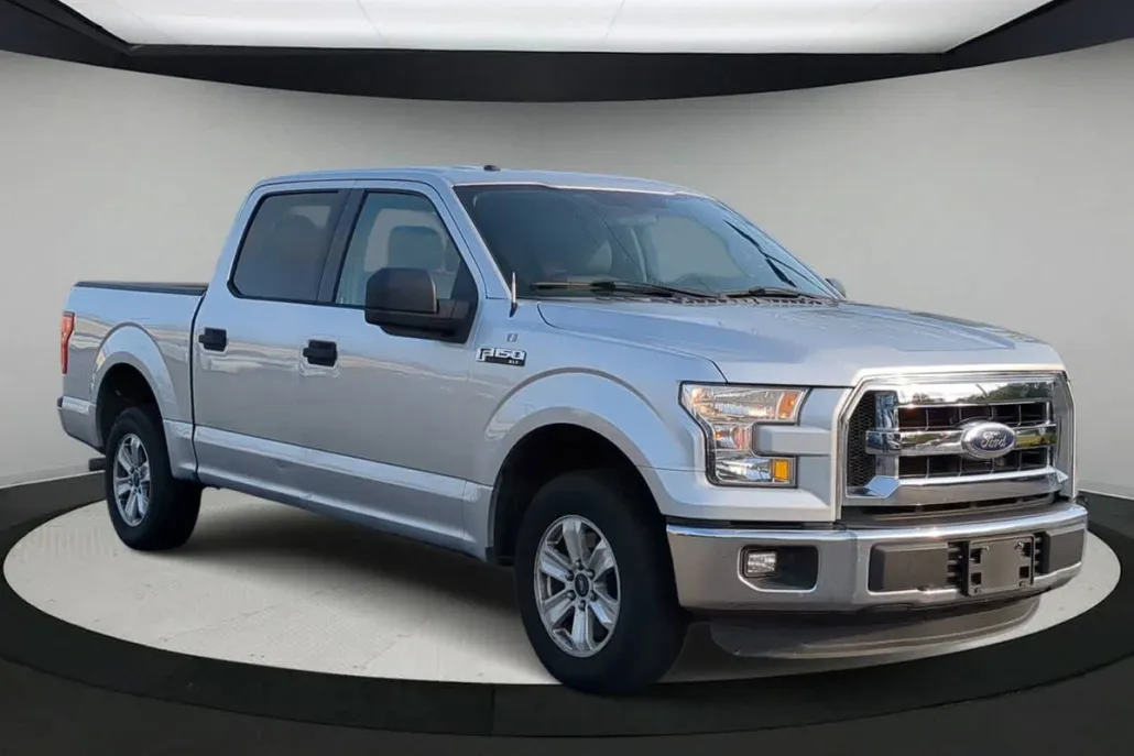 2016 Ford F-150 XLT photo 1
