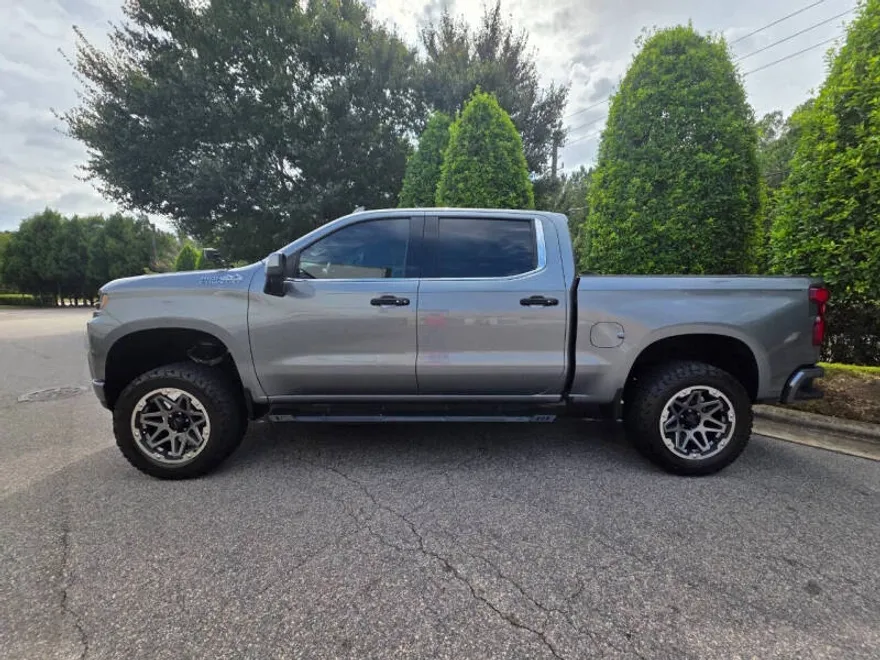 2019 Chevrolet Silverado 1500 High Country photo 1