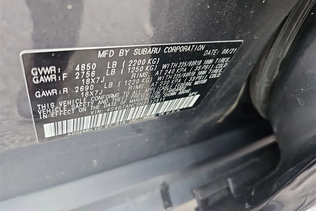 2022 Subaru Outback Limited photo 1