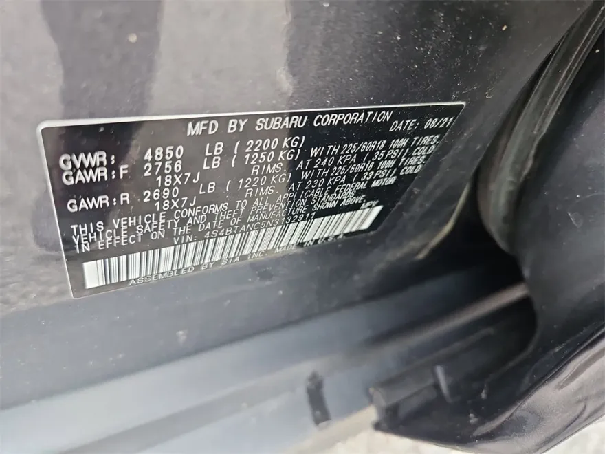 2022 Subaru Outback Limited photo 1