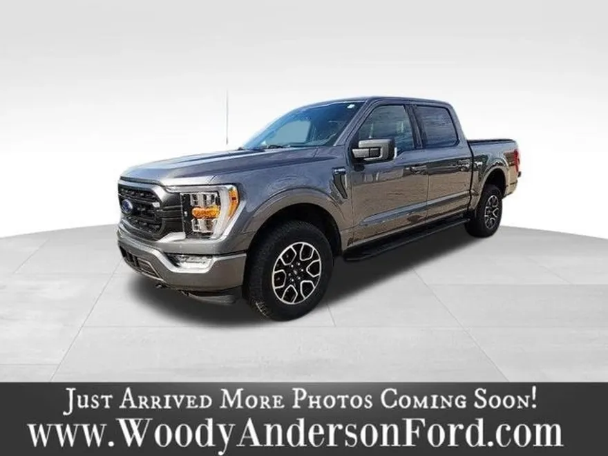 2022 Ford F-150 XLT photo 1