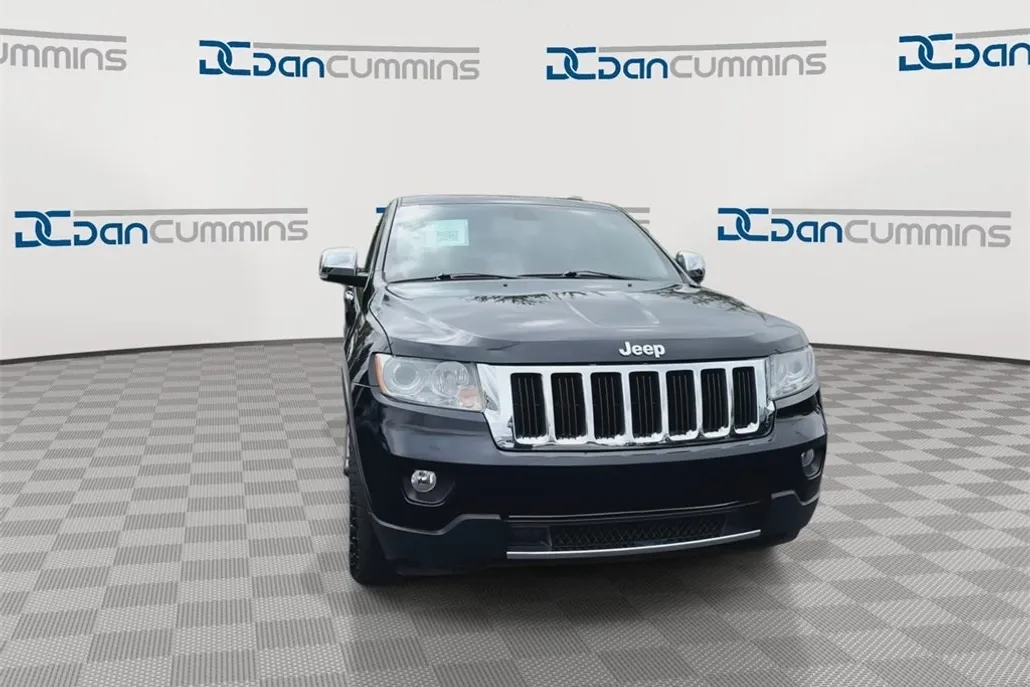2011 Jeep Grand Cherokee Limited photo 1