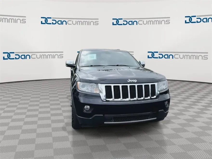 2011 Jeep Grand Cherokee Limited photo 1