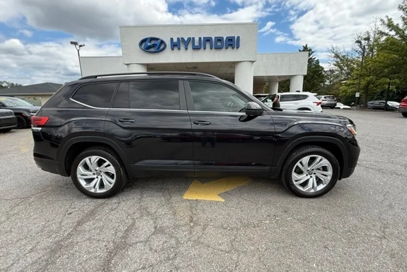 2021 Volkswagen Atlas V6 SE Technology photo 1