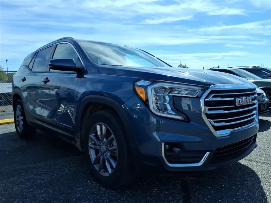 2024 Gmc Terrain SLT photo 1