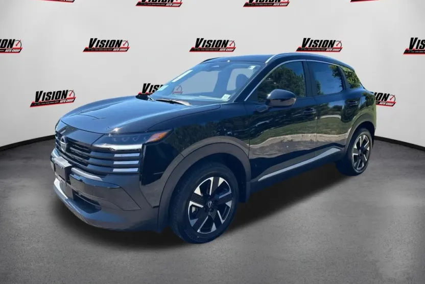 2025 Nissan Kicks SV photo 1