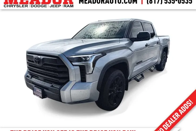 2025 Toyota Tundra SR5 CrewMax photo 1