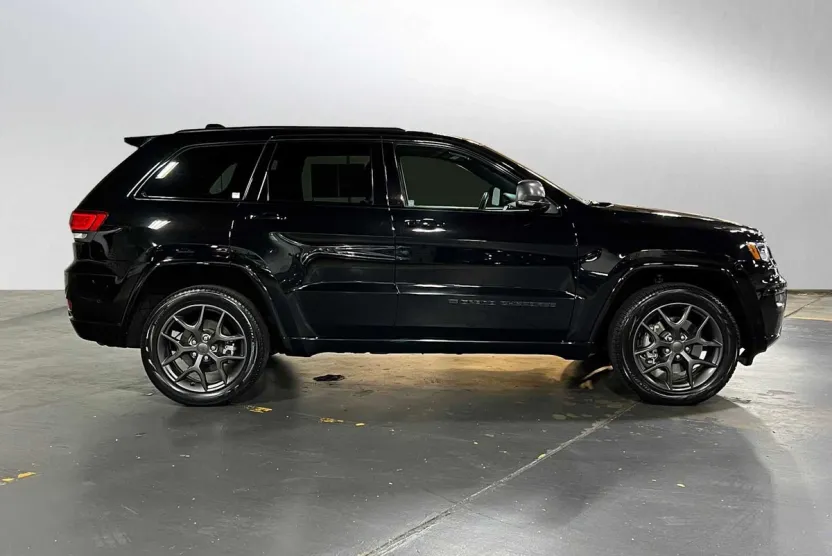 2021 Jeep Grand Cherokee Limited photo 1
