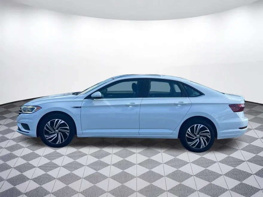 2021 Volkswagen Jetta SEL photo 1