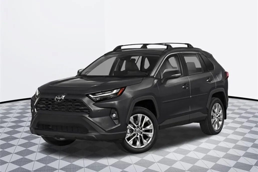 2025 Toyota RAV4 XLE photo 1