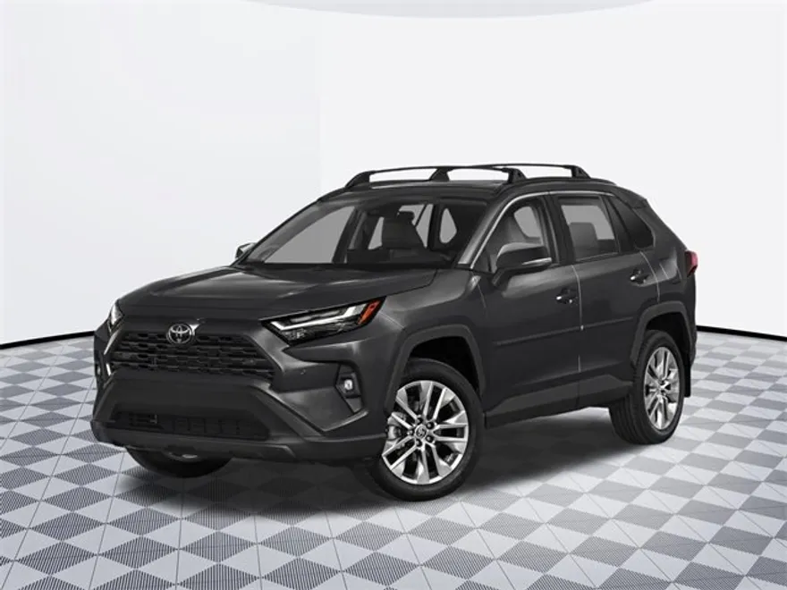 2025 Toyota RAV4 XLE photo 1