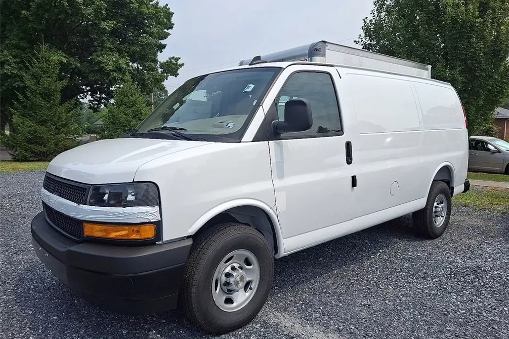 2025 Chevrolet Express Cargo 3500 Van photo 1